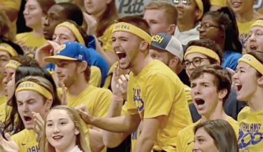 Oakland Zoo at 25: From humble beginnings to one of college basketball's rowdiest student sections