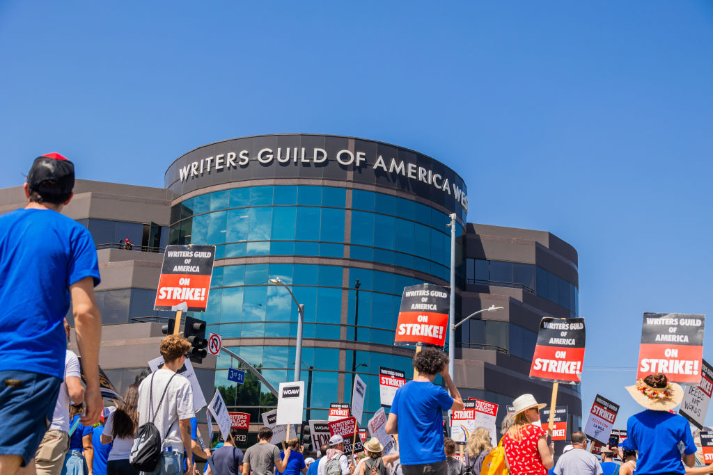 WGA West Staff Strike Draws Writers Into Picket Line
