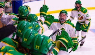 Oregon club hockey completes season sweep of Oakland University in final home series