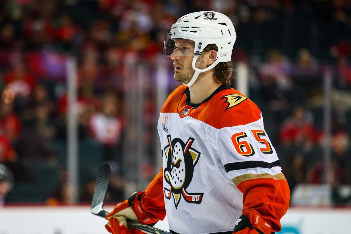 Jacob Trouba’s comments latest indictment of rotting Rangers