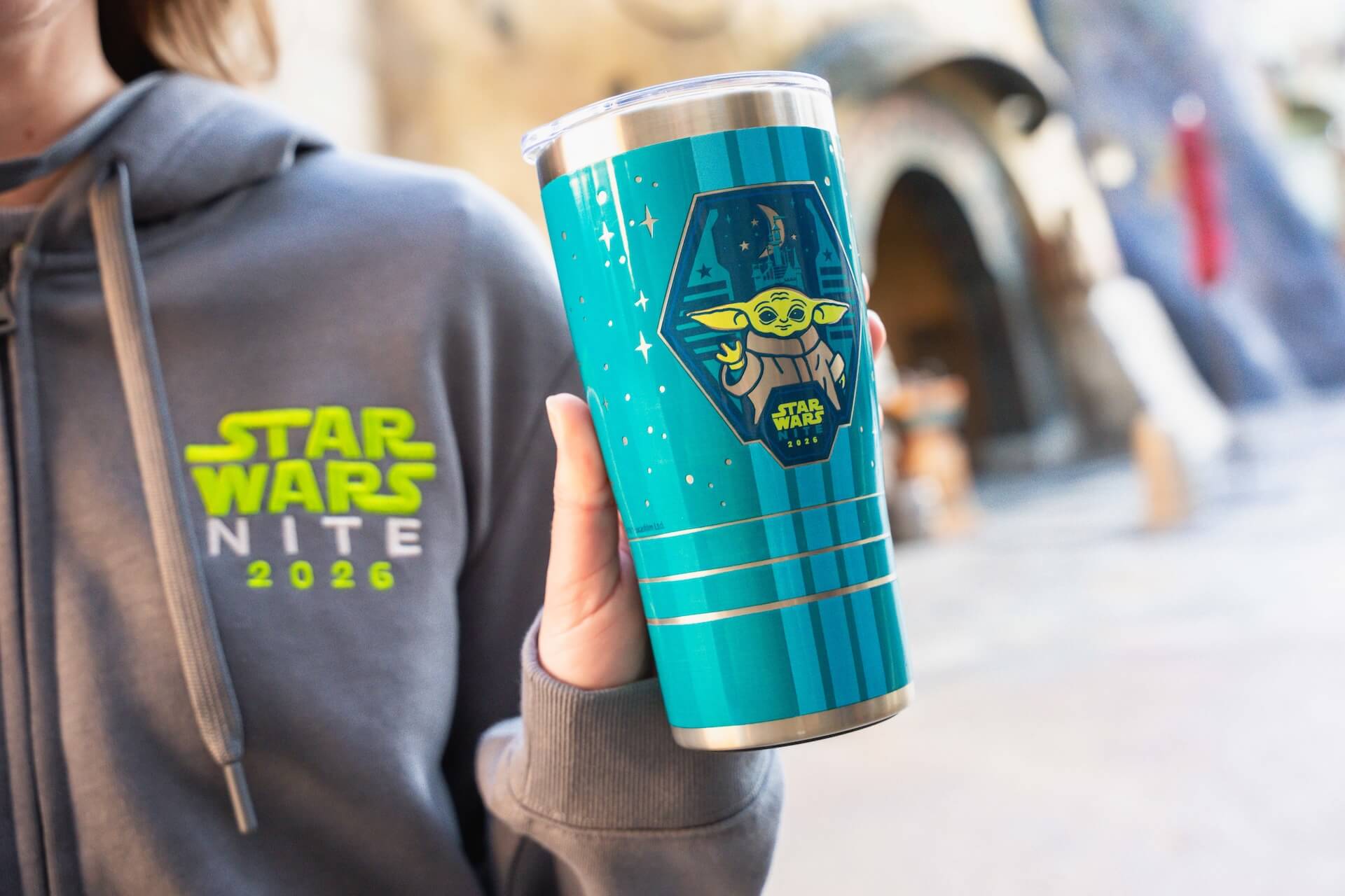 , DISNEYLAND UPDATE: Transport Troubles, 25 Years of Change & After Dark Dates Drop