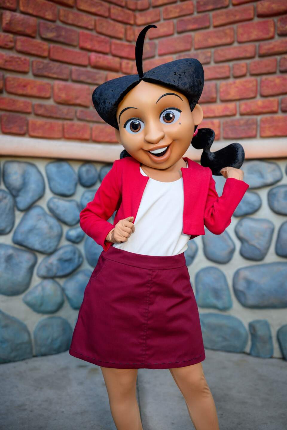 , DISNEYLAND UPDATE: Transport Troubles, 25 Years of Change & After Dark Dates Drop