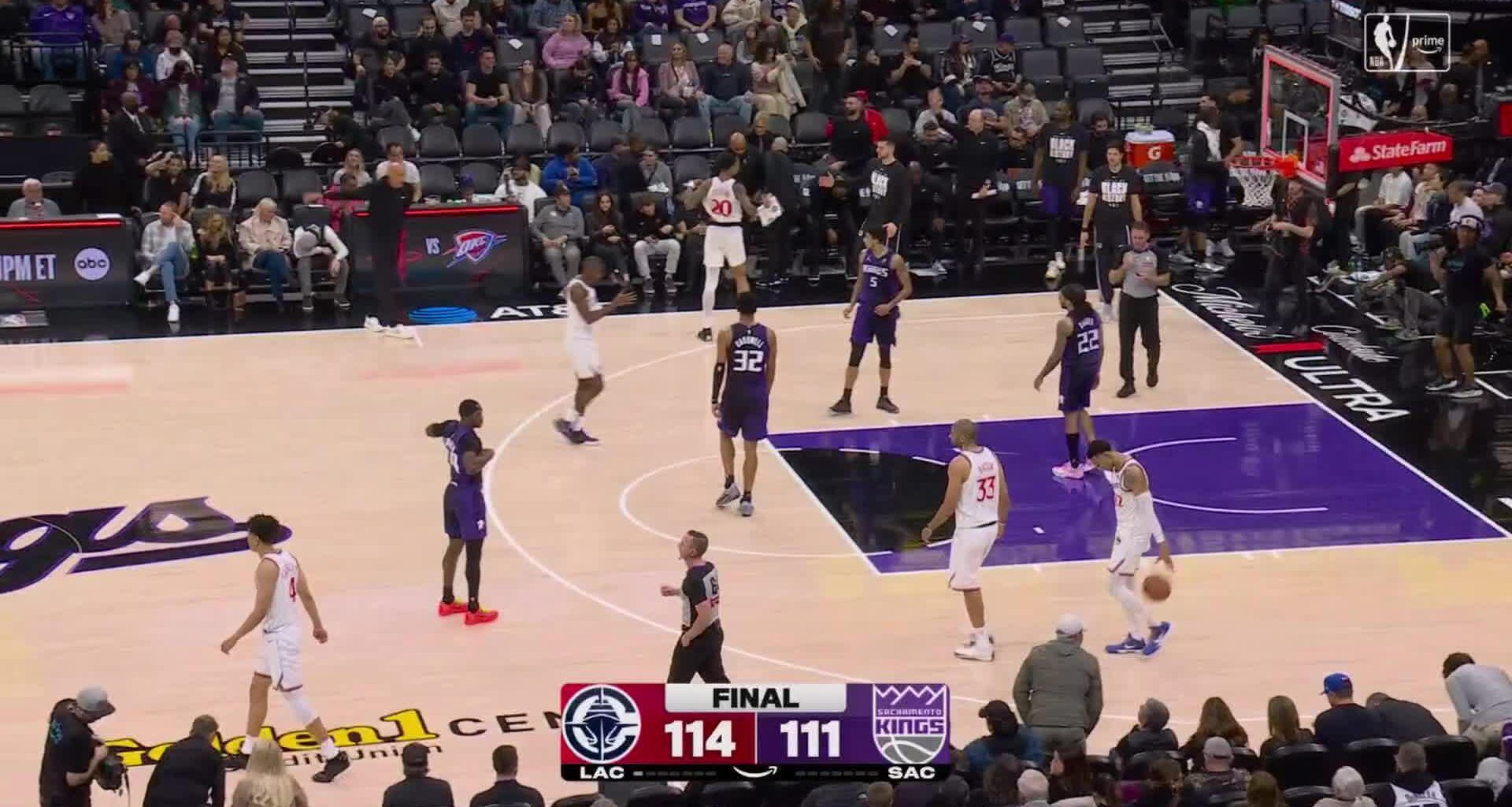 Kawhi Leonard's 31 points lift Clippers over Kings, handing Sacramento 11th straight loss