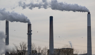 California advances emissions disclosure rules for large companies