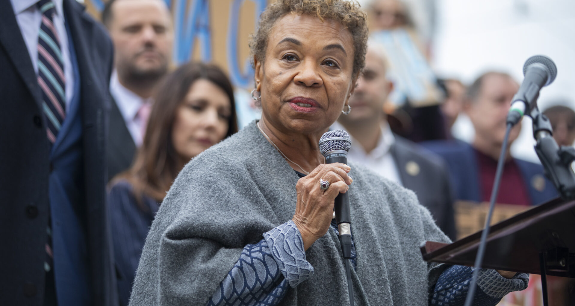 Oakland Mayor Barbara Lee’s SUV Stolen From City Hall After Office Break-In