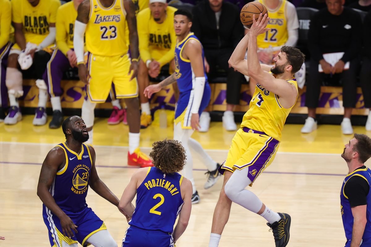 Los Angeles Lakers forward Maxi Kleber (14) shoots the basketball during an NBA game against the Golden State Warriors on February 7, 2025 in Los Angeles, CA.