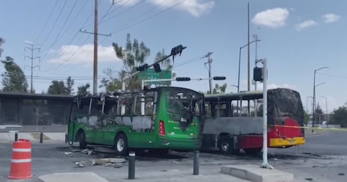 Flights from Mexico resume as Bay Area tourists seek to escape cartel violence