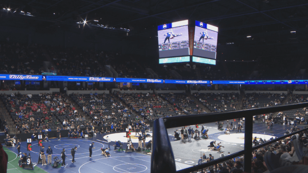 High School CIF kicks off in Downtown Bakersfield.KBAK/KBFX