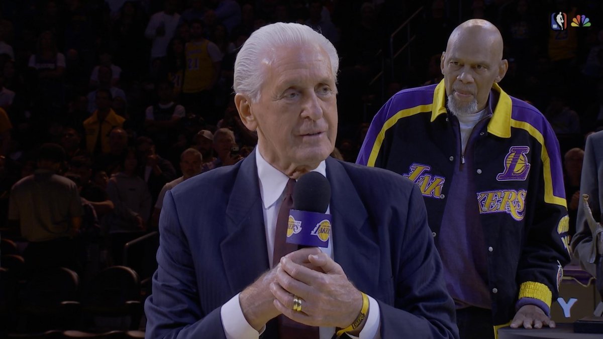 Los Angeles Lakers honor coach Pat Riley with statue, halftime ceremony – NBC Los Angeles