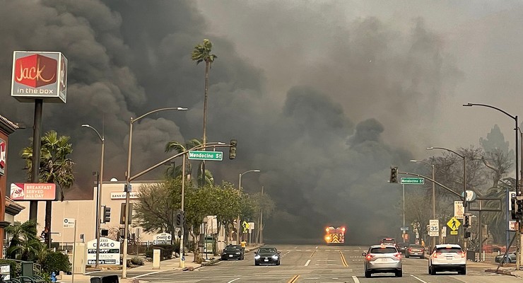 Altadena Gets Its First Comprehensive Historic Survey, Spurred by Eaton Fire Losses – Pasadena Now