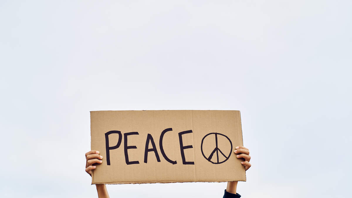 L.A. Archbishop Gomez to Celebrate `Mass for Peace' Amid Immigration Strife