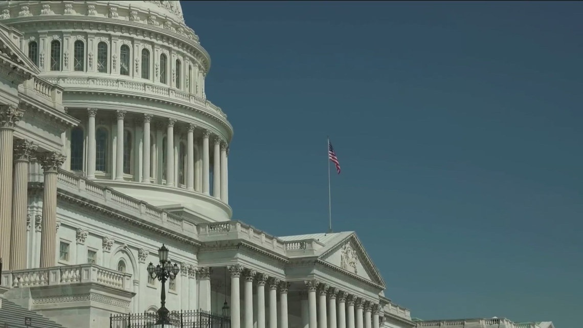 Democratic delegates gather in San Francisco to weigh key endorsements