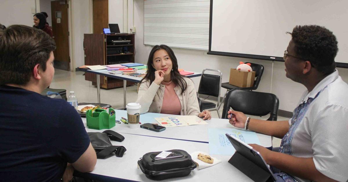 CSUF music organizations compose community at social gathering | Lifestyle