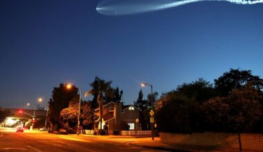 Southern California sky is lit up by Valentine's Day SpaceX launch