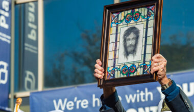 Traditional Latin Mass offered outside Planned Parenthood in San Francisco