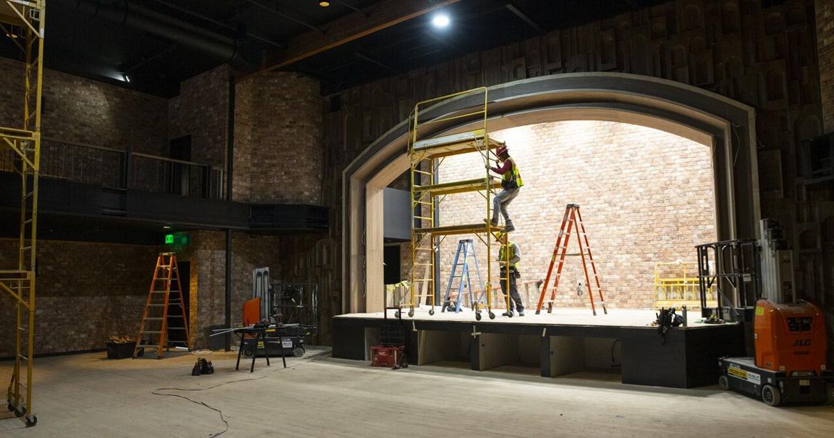 Pacific Electric Debuts: Historic warehouse becomes intimate music hub | Arts and Culture