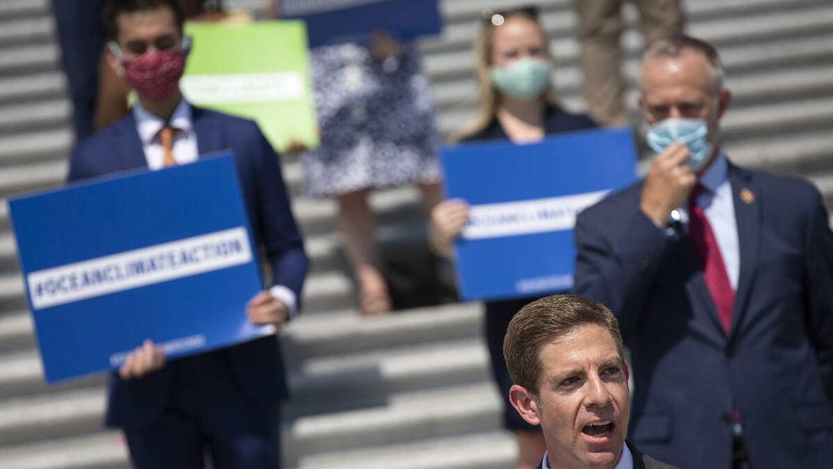 San Diego Rep Brought Daughter Of Deported Immigrants To SOTU