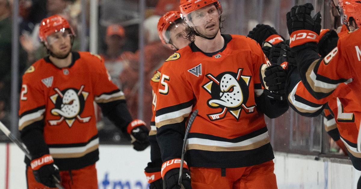 Kreider beats Hellebuyck in OT to lift the Ducks past the Jets, 5-4 | Olympics