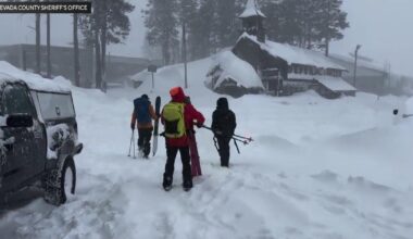 Avalanche near California's Lake Tahoe leaves 9 skiers missing