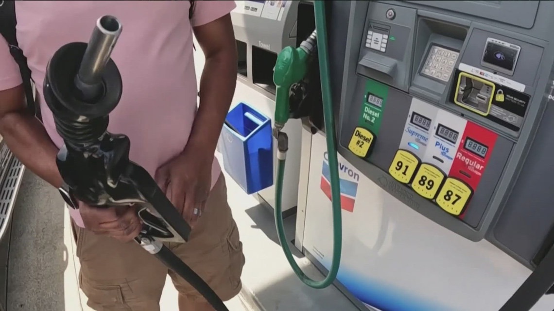 California lawmakers debate study on road fee to replace declining gas tax revenue