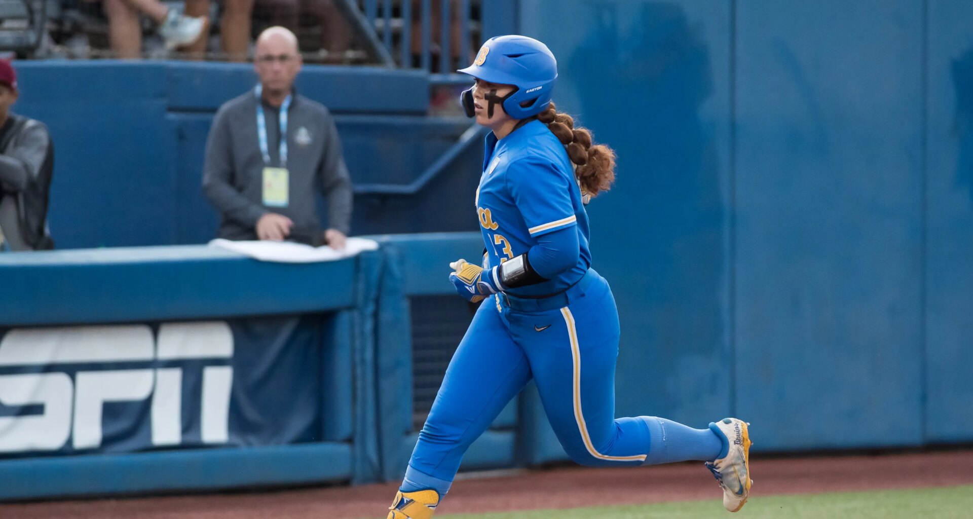 UCLA softball blanks Fresno State, collects two wins in one day