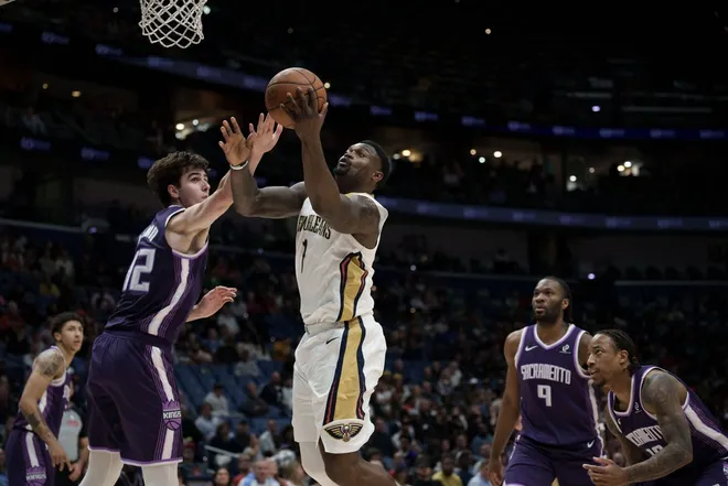Feb 9, 2026; New Orleans, Louisiana, USA; New Orleans Pelicans forward Zion Williamson (1) shoots against Sacramento Kings center Maxime Raynaud (42) during the second half at Smoothie King Center.