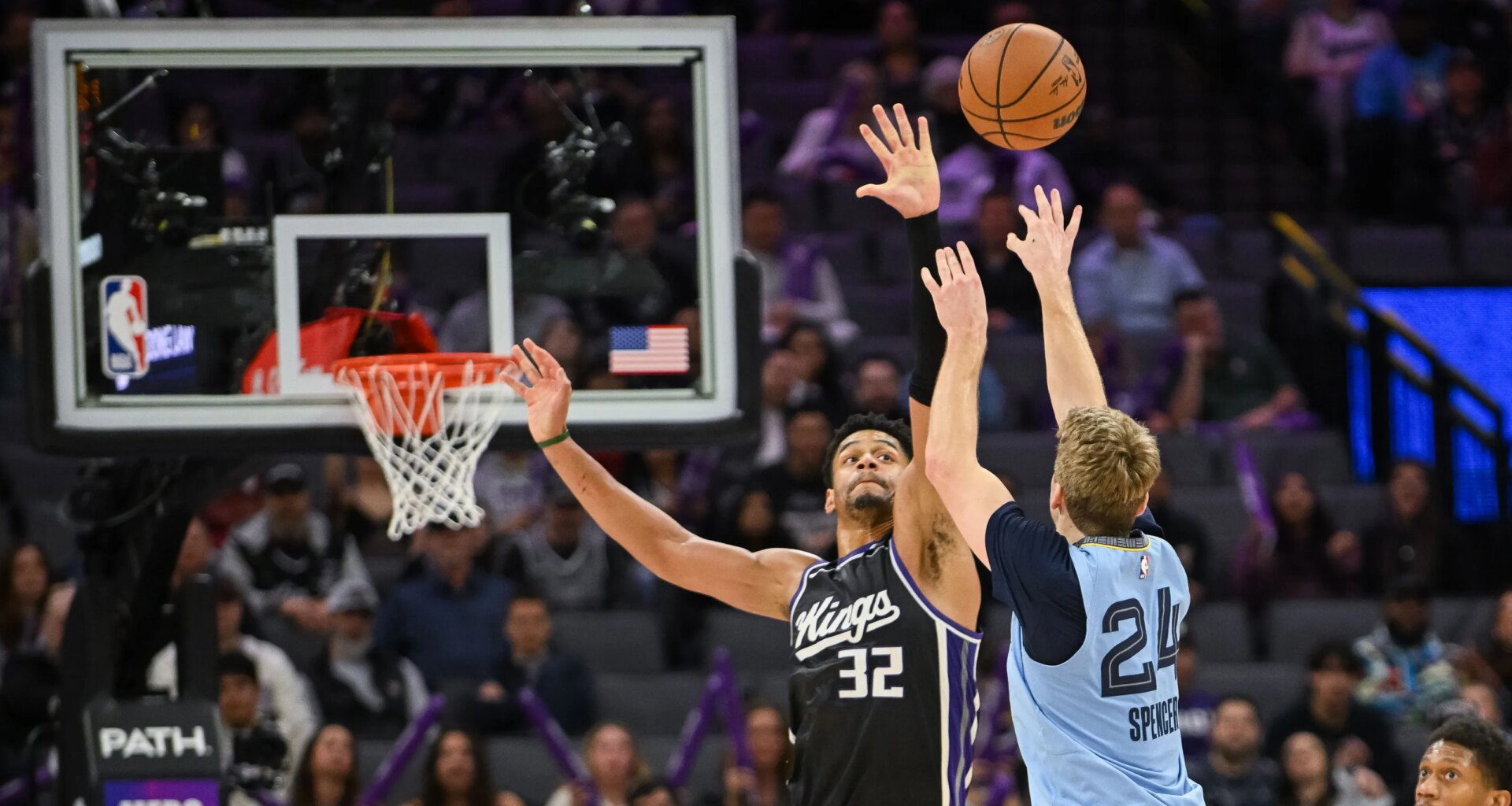 Kings at Grizzlies odds, picks and predictions