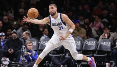 Kings at Mavericks odds, picks and predictions