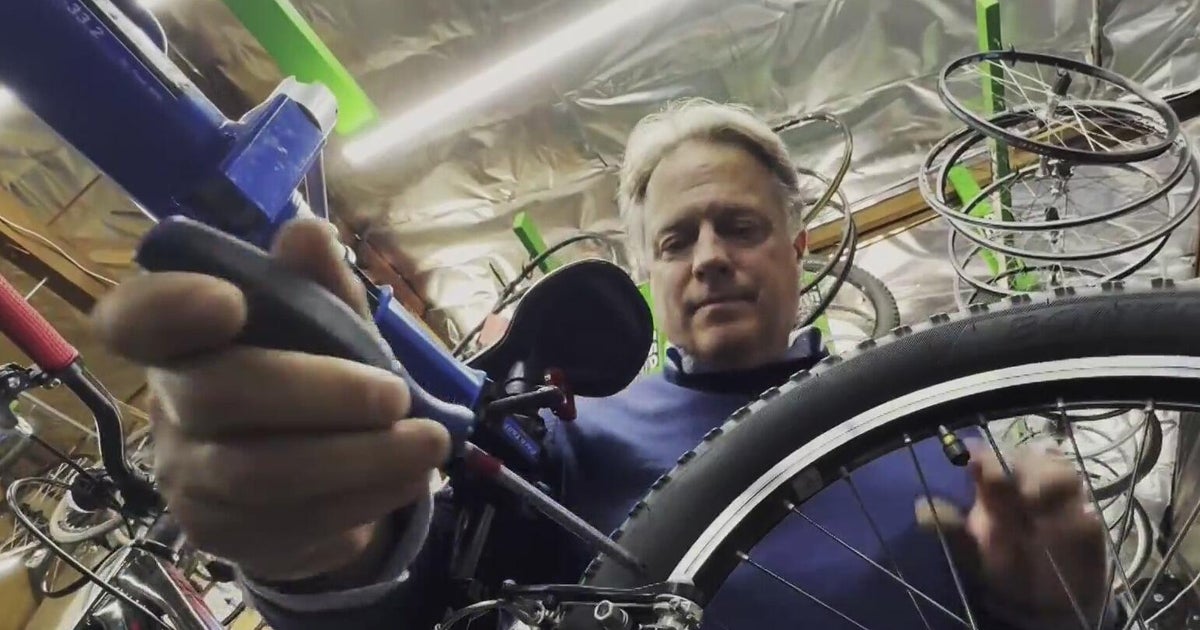 Owner of San Jose nonprofit provides free bikes, repairs for people facing challenges