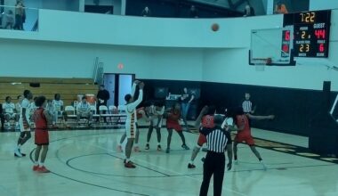 Johnnie Jones making a free throw