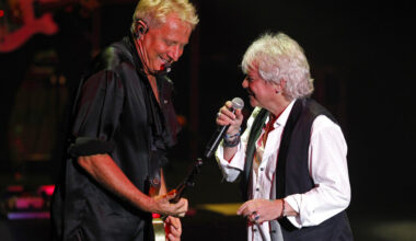 Air Supply performs Valentine's Day weekend concert in San Jose