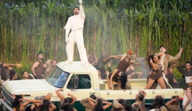 Breaking down the symbolism in Bad Bunny’s Super Bowl halftime show – The Mercury News