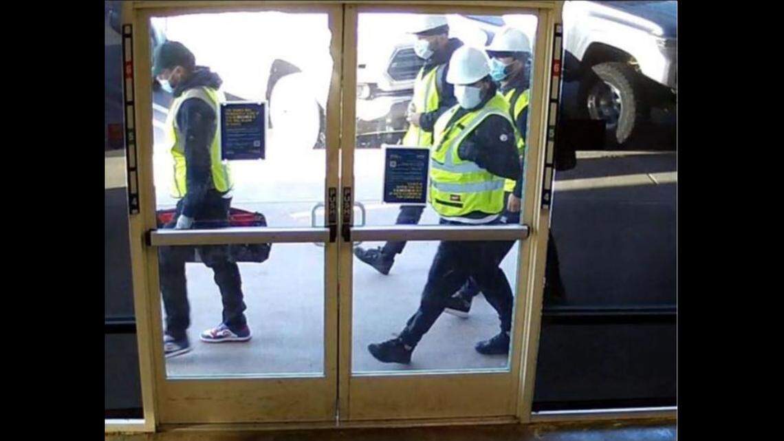 Chilean bank robber pleads guilty in multi‑state heist