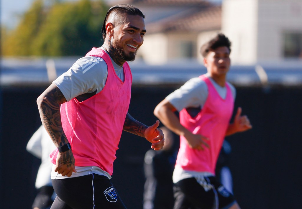 Earthquakes loan Chicho Arango to Athletico Nacional