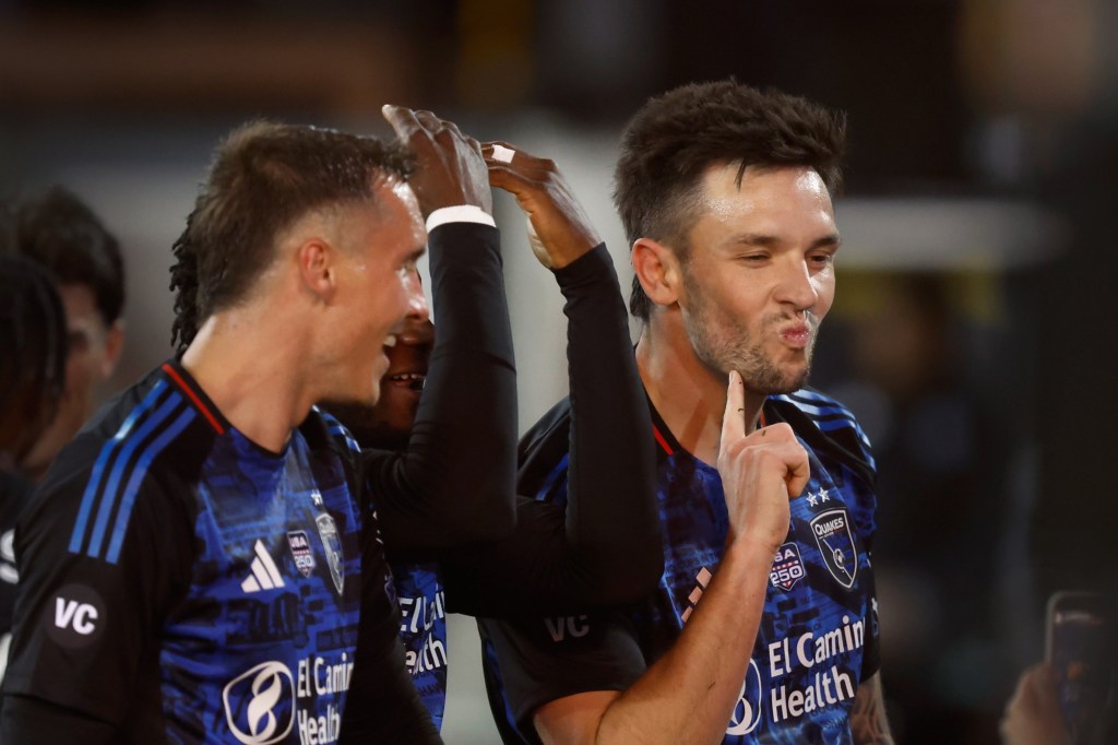 Munie’s two goals help San Jose Earthquakes open season in style with 3-0 win over Sporting Kansas City – Times-Standard