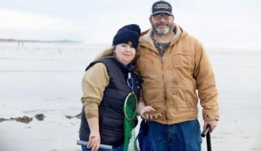 A couple clams together stays together