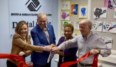Dignitaries cut the ribbon for Boys & Girls Clubs of Oakland Free Dental Clinic