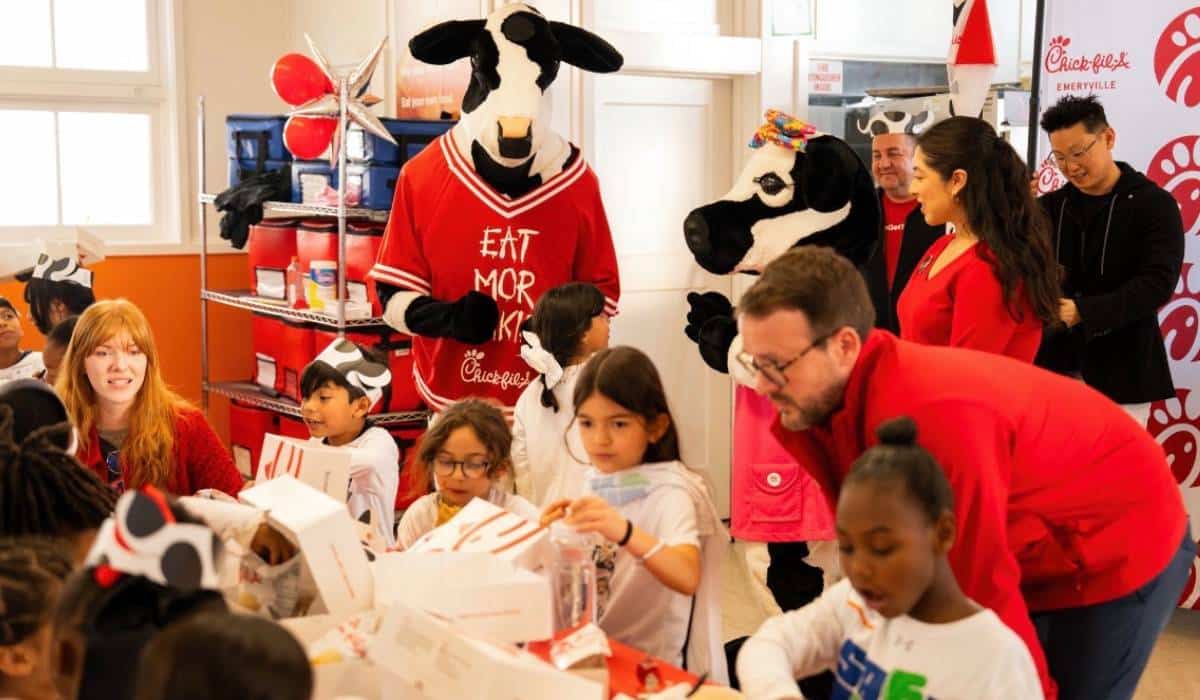 Chick-fil-A Owner Operator Jon Hooper to provide boxed meals for students, faculty, staff, and volunteers, while also donating a fully stocked on-site food pantry accessible to the Burckhalter Elementary School community.