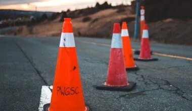 Oakland Accident on I-580 Involves BMW, SUV, and Caltrans Truck 