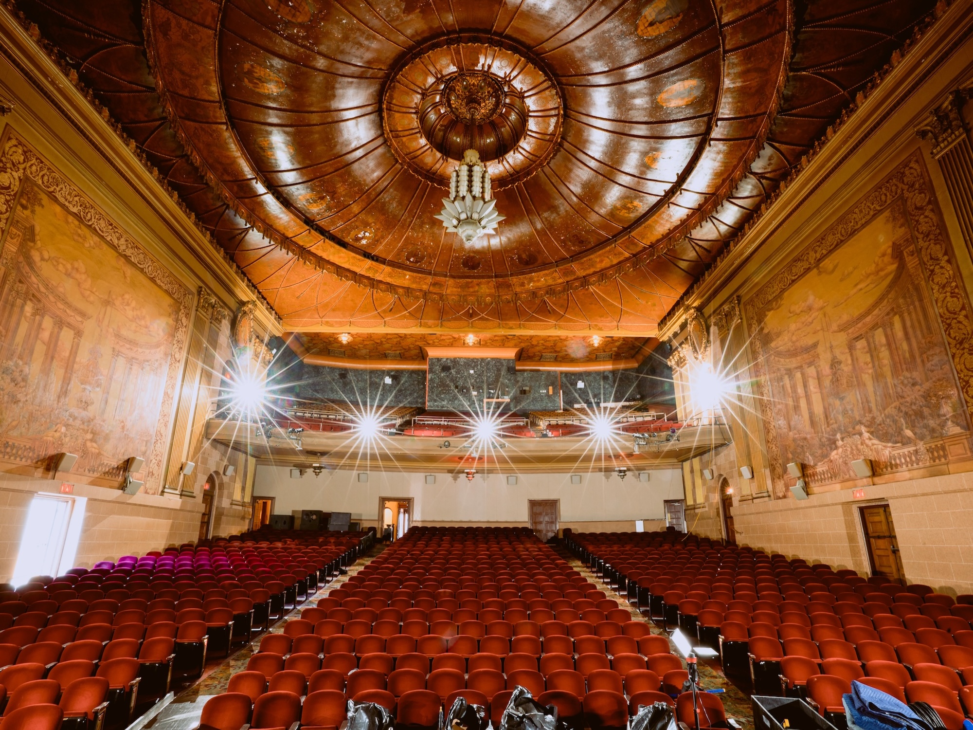 castro theatre interior.