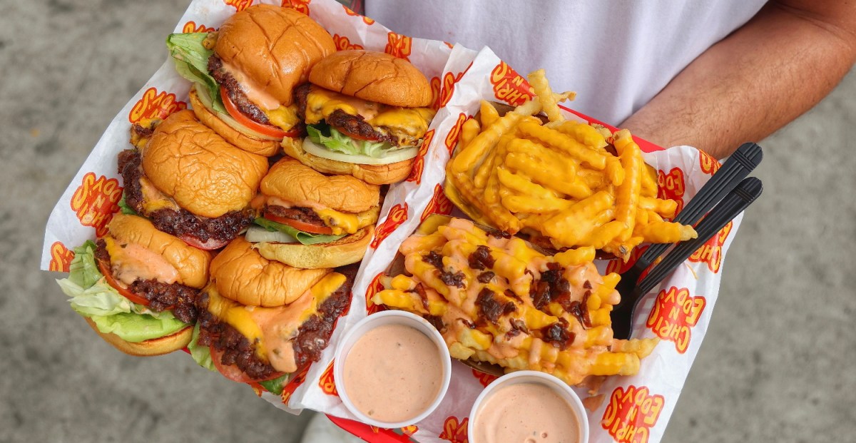 Smash Burger Restaurant Chris N’ Eddy’s Expands With Two New Locations
