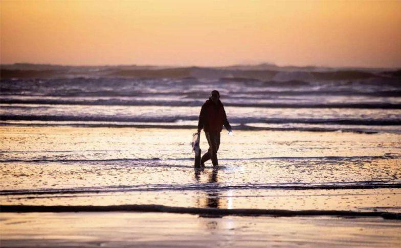 WDFW approves six days of coastal razor clam digs beginning Feb. 14 with additional dates planned through early March