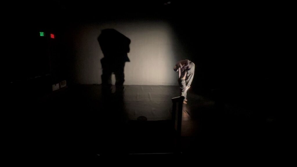 Hanna Tzong-Han Wu and Ahlias Tiamzon in "DIRT" choreographed by Hanna Tzong-Han Wu in collaboration with Ahlias Tiamzon - Still courtesy of the artist.