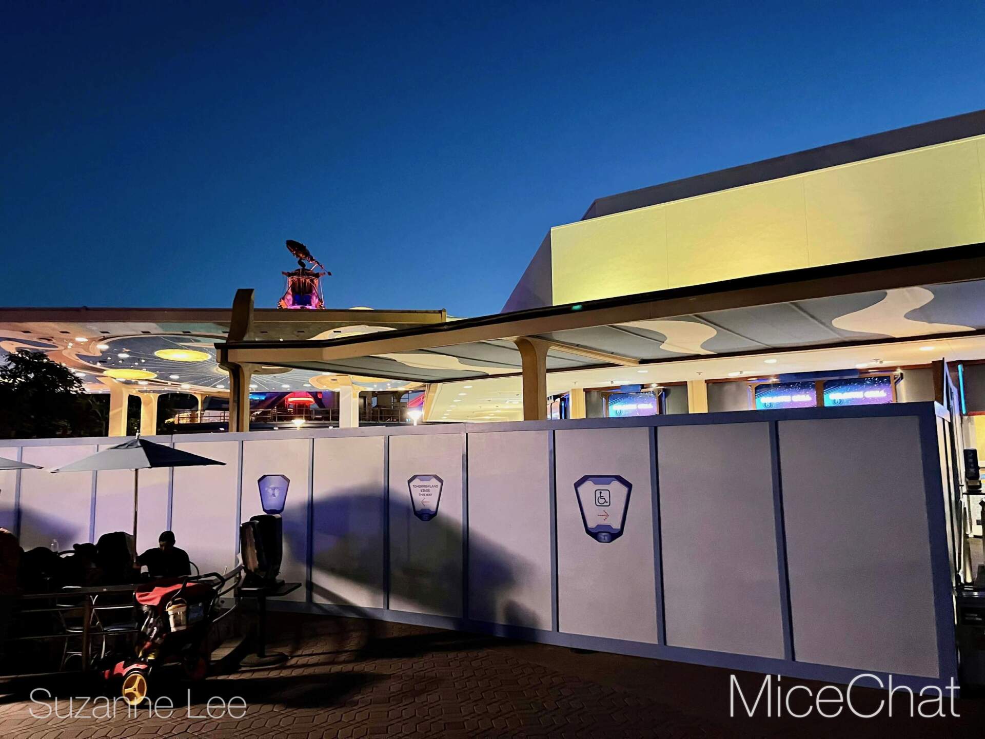 , DISNEYLAND UPDATE: Transport Troubles, 25 Years of Change & After Dark Dates Drop