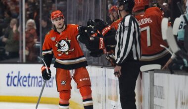 Gauthier gets 25th goal as surging Ducks beat Kraken to move closer to Pacific Division lead