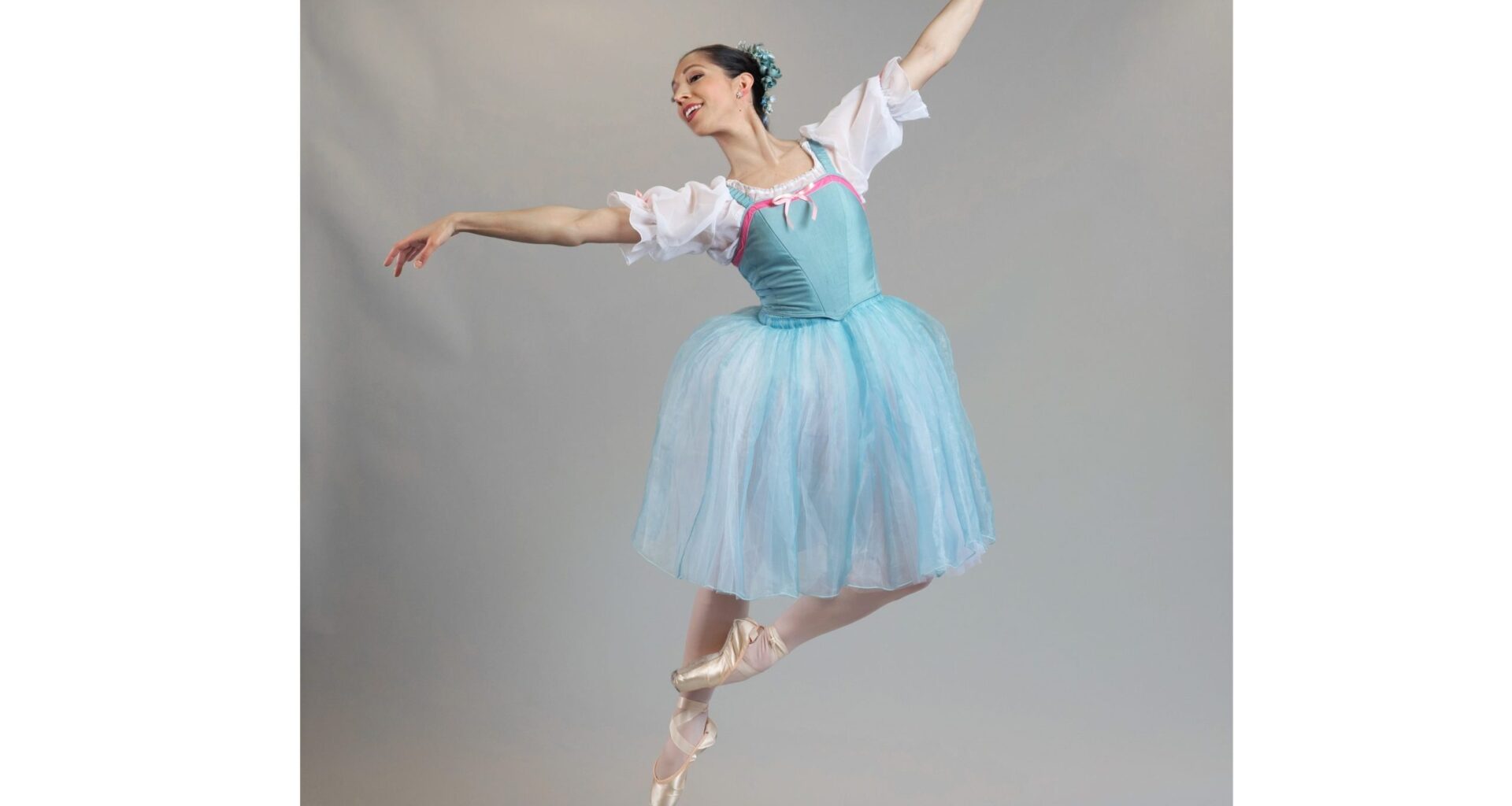 Best Bets: Diablo Ballet, clown Andrea Barello, Oakland Asian Cultural Center celebration, bass-baritone Davóne Tines, Aspen String Trio 