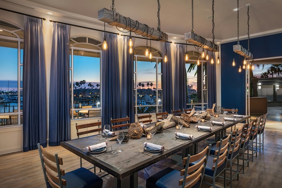 Crown Landing interior