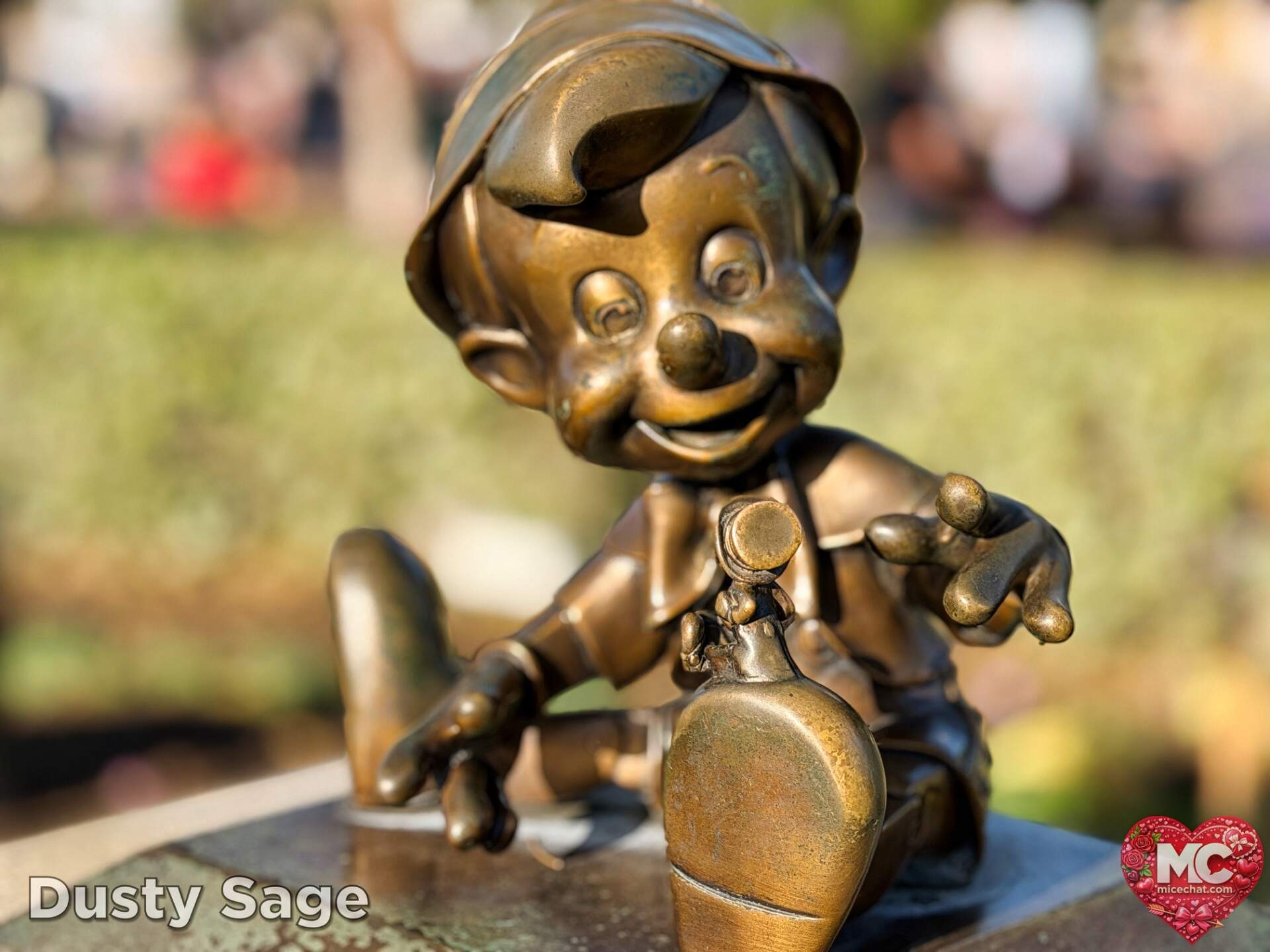 , DISNEYLAND UPDATE: Transport Troubles, 25 Years of Change & After Dark Dates Drop