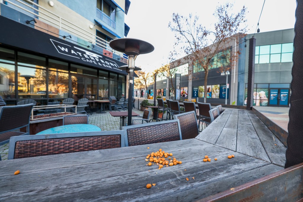 Oakland must do more to make waterfront attractive