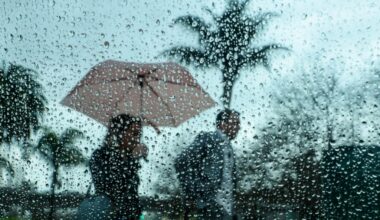 On Monday, first of three rainstorms brings Bay Area a “solid soaking,” minor flooding – The Mercury News